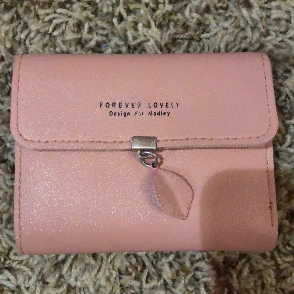pink wallet